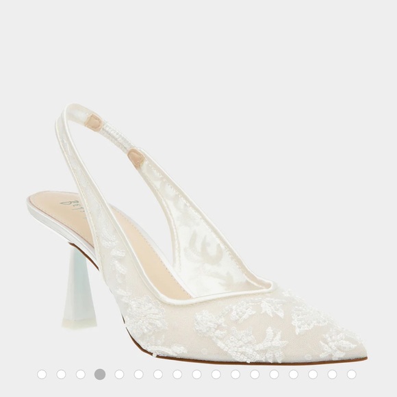 Betsey Johnson White Lace Slingback Heels - Picture 7 of 7